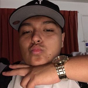 Meet your Posher, Vincent